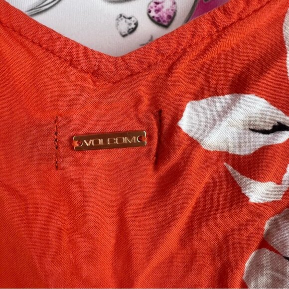 Volcom tank top buttons logo metal charm flowers Red Floral Camisole Top - Picture 9 of 10